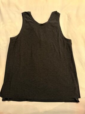 L Long Black Women's Tank Top, V-neck Back